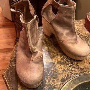 FreePeople Wedge Booties. Size 41.